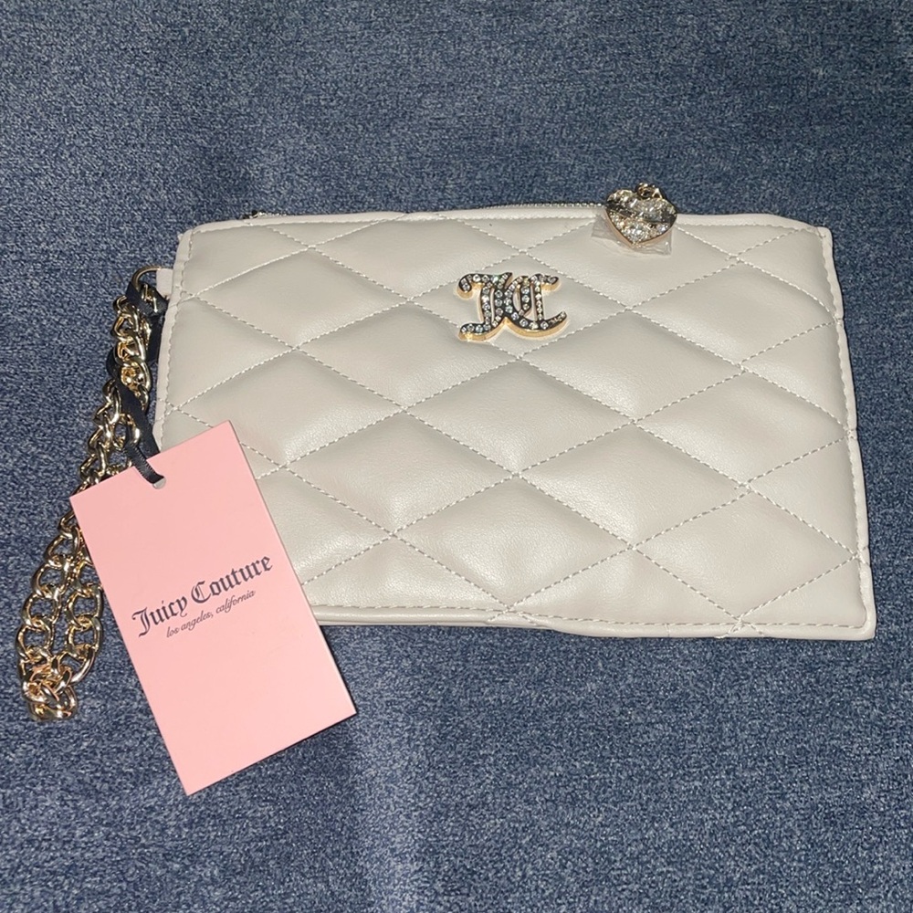 Wristlet